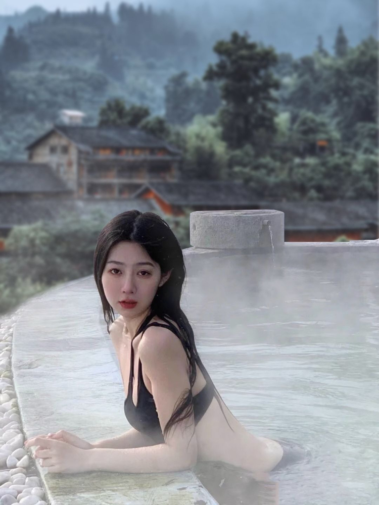 Summer Solid Color Women One P - Bath 评论和价格