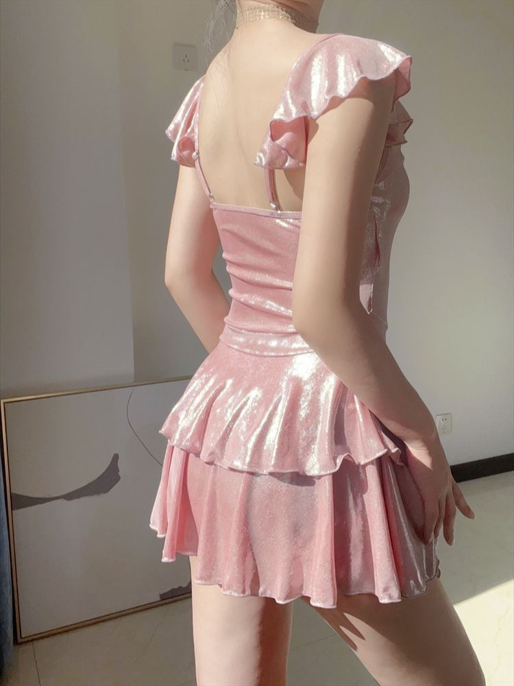 Flattering Shiny Pink Swimwear - Bath 评论和价格